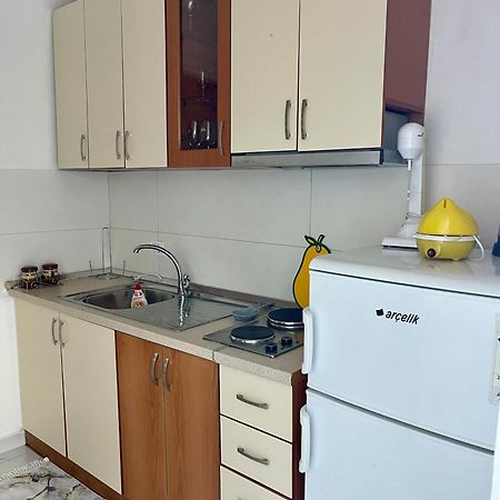 Guest House Dea Vlorë Buitenkant foto