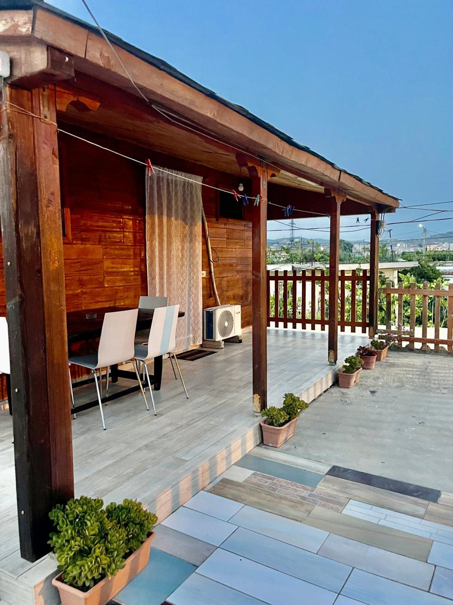 Guest House Dea Vlorë Buitenkant foto